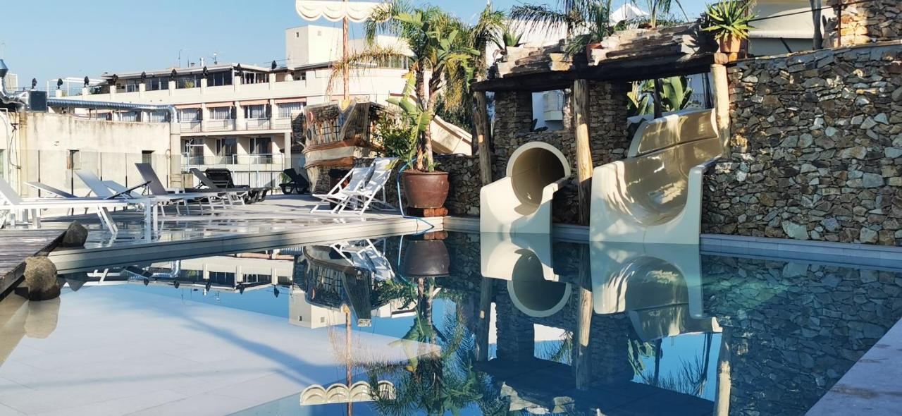 Hotel Alba Seleqtta يوريت دي مار المظهر الخارجي الصورة