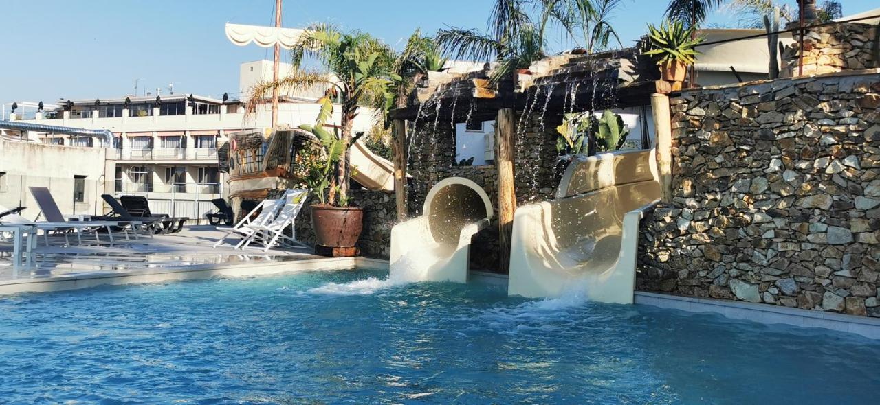 Hotel Alba Seleqtta يوريت دي مار المظهر الخارجي الصورة